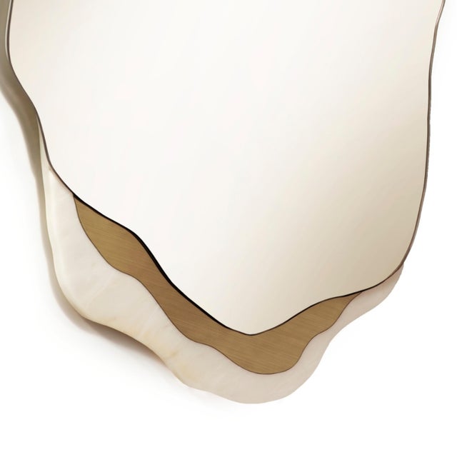 Arizona Mirror in Estremoz Marble and Bronze Brushed Brass from InsidherLand For Sale - Image 4 of 5
