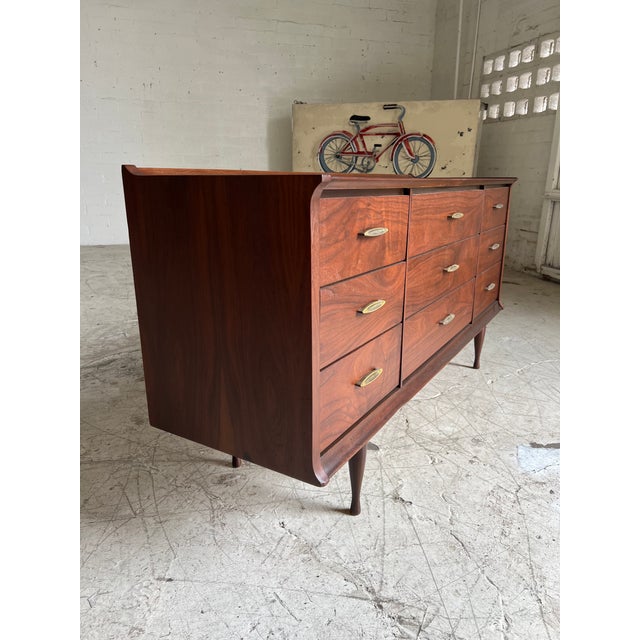 Mid-Century Modern Mid Century Brass and Walnut Nine Drawer Dresser For Sale - Image 3 of 5