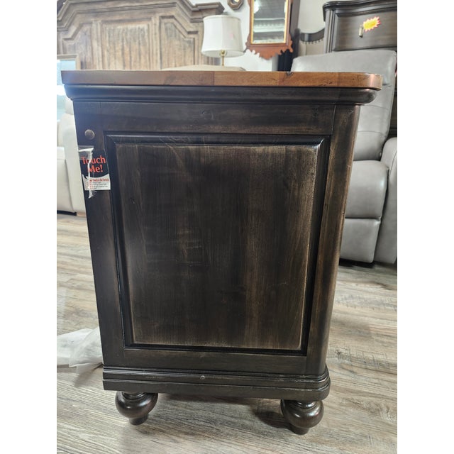 Kincaid Furniture Bedroom Harrison Nightstand For Sale In Charlotte - Image 6 of 7