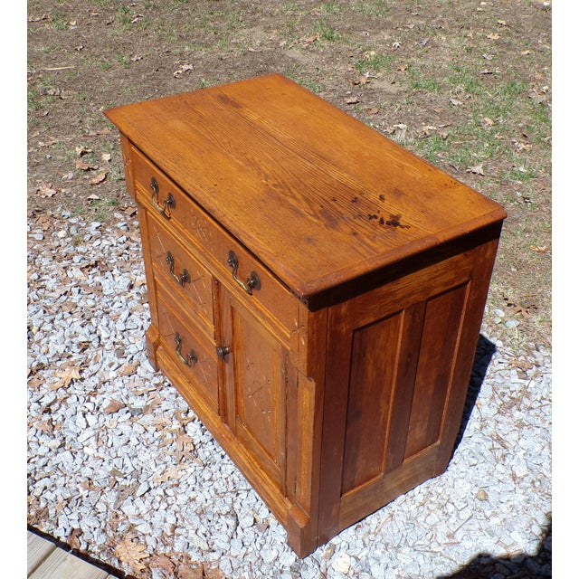 Early 20th Century Antique Oak Chest Commode Washstand Dry Sink Country Farmhouse Cabinet For Sale - Image 5 of 17