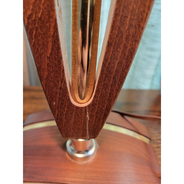 Wood Mid-Century Modern Wood & Brass Desk/Piano Lamp For Sale - Image 7 of 12