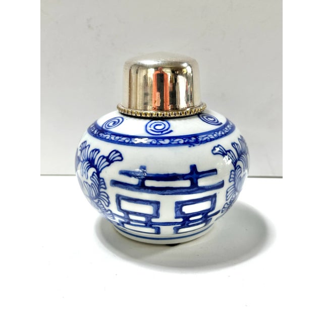 Vintage Blue & White Chinoiserie Porcelain Tea Jar With Metal Lid For Sale - Image 4 of 7