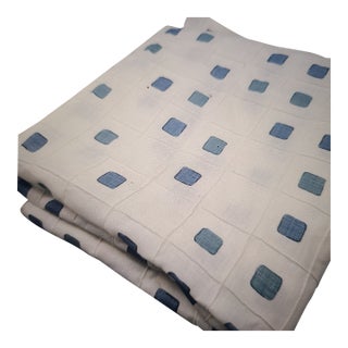 Kravet Gridwork Textured Linen Upholstery Fabric Remnant 2y 26" X 53" White Blue For Sale