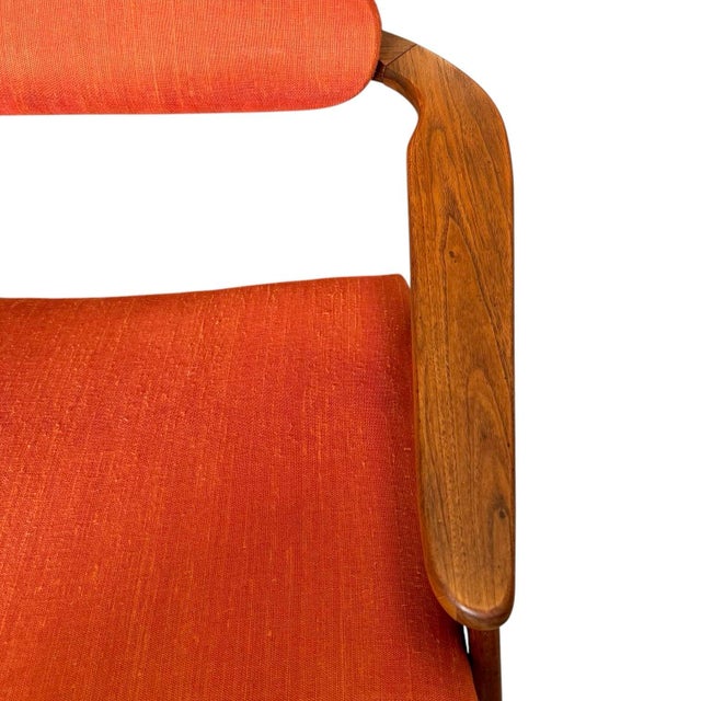 1950s Walnut 916-Cc Lounge Chairs Attributed to Adrian Pearsall for Craft Associates - A Pair For Sale - Image 9 of 18