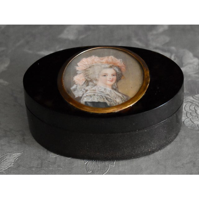 Antique: Mid 19th Century - 1840's Snuff Box/Decorative/Trinket. Origin is France. Made of Tortoiseshell & Ivory with a...