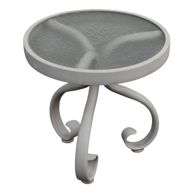 Woodard 'Ramsgate' Glass Top Aluminum Outdoor Round Patio Side Table For Sale