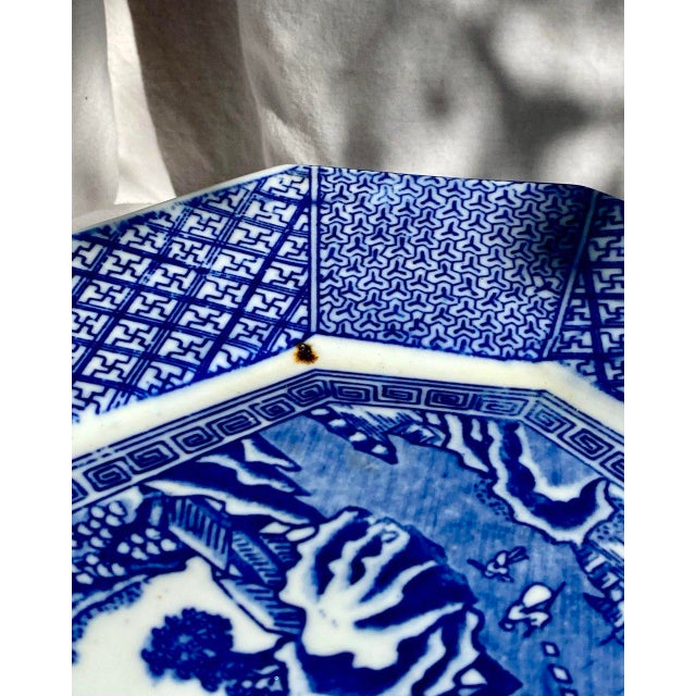 Blue Early 20th Century Late Qing Chinese Blue & White Octagonal Landscape Serving Plate For Sale - Image 8 of 16