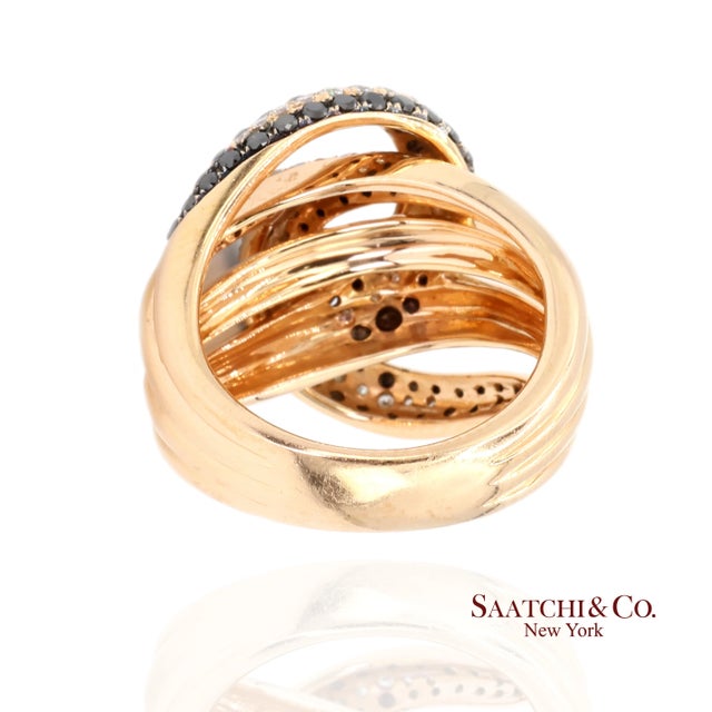 18k Solid Rose Gold Black and White Natural Diamond Ring For Sale In New York - Image 6 of 10