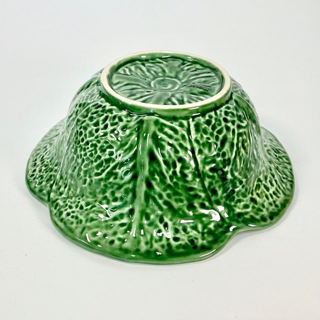 1980s Vintage Majolica Hollywood Regency Arts & Crafts Cabbage Serving Bowl. For Sale - Image 9 of 10