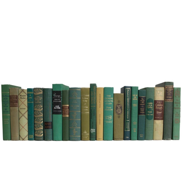 Transform your space with our Vintage Boxwood: Color By The Foot. Order as many linear feet as you need to complete your...