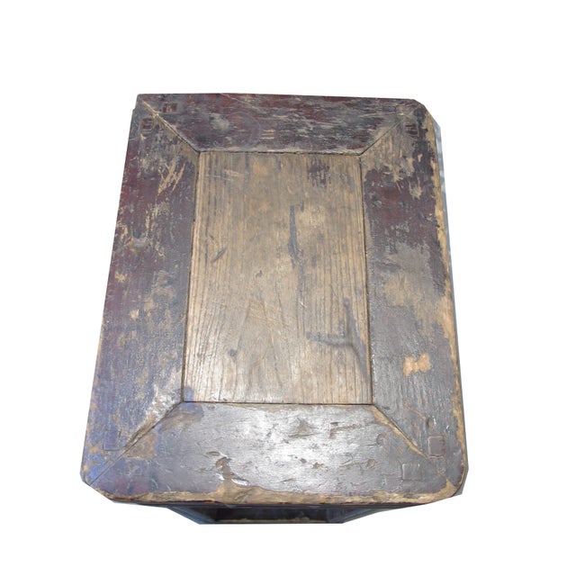 19th Century Chinese Elm Pedestal Table For Sale In Greensboro - Image 6 of 8