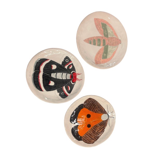 Set of 3 Vintage Spanish Studio Pottery Moth Ceramic Decorative Plates For Sale - Image 4 of 12