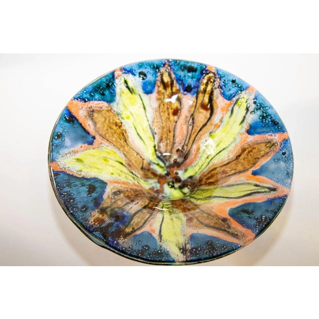 Late 20th Century Modernist Abstract Colorful Art Glass Sunburst Bowl For Sale - Image 5 of 13