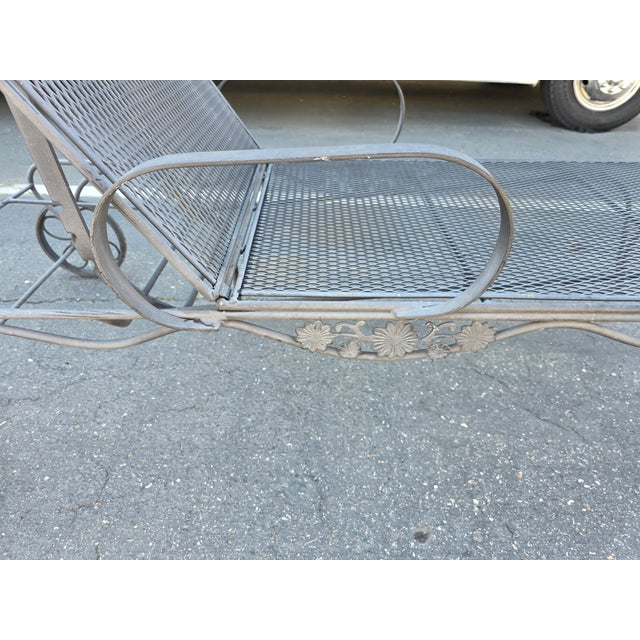 Vintage Wrought Iron Patio Chaise Lounge Adjustable Russell Woodard Attributed Briarwood Daisy For Sale In Sacramento - Image 6 of 15