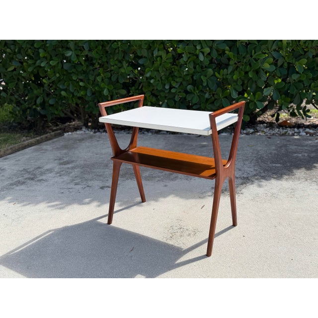 Mid 20th Century Mid 20th Century Modern Sculptural Wood Side Table For Sale - Image 5 of 10