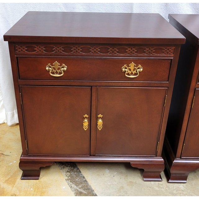 Baker Furniture Company 1980s Baker Furniture Chippendale Carved Mahogany Nightstands With Brass Hardware — Pair For Sale - Image 4 of 13