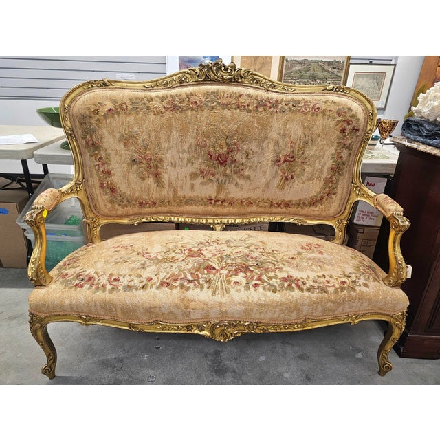French Louis XV Style French Carved & Tapestry Upholstered Aubusson Settee Circa 1890s For Sale - Image 3 of 16