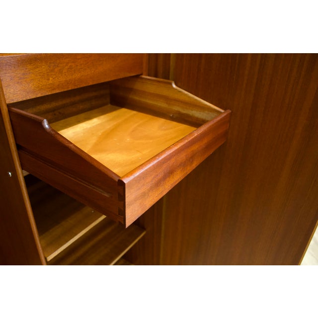 Wood Vintage Oak Wardrobe from G-Plan, 1955 For Sale - Image 7 of 10