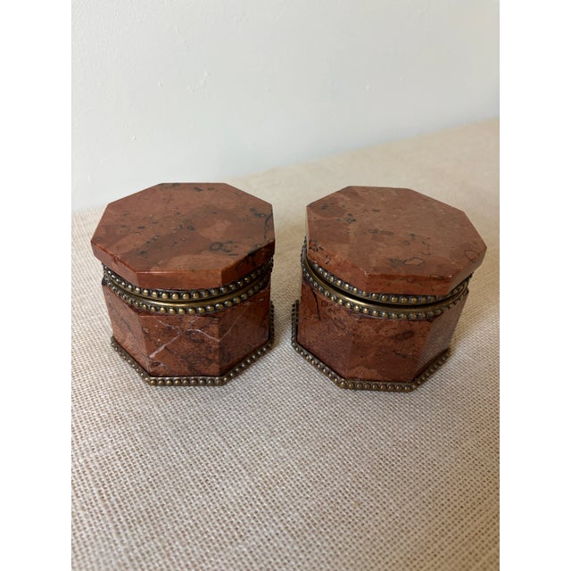 Victorian Pair Antique 19th Century Red Marble Bronze French Neoclassical Boxes / Inkwells For Sale - Image 3 of 12
