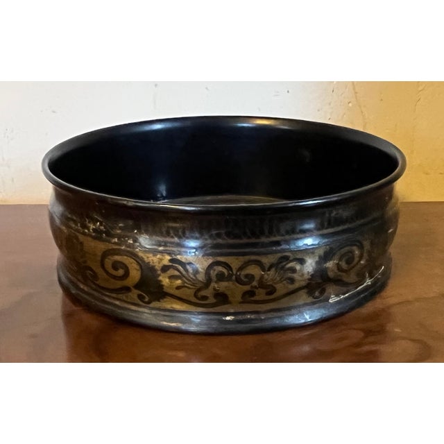 English Antique Early 19th Century English Regency Black Lacquer Wine Decanter Bottle Coaster For Sale - Image 3 of 9