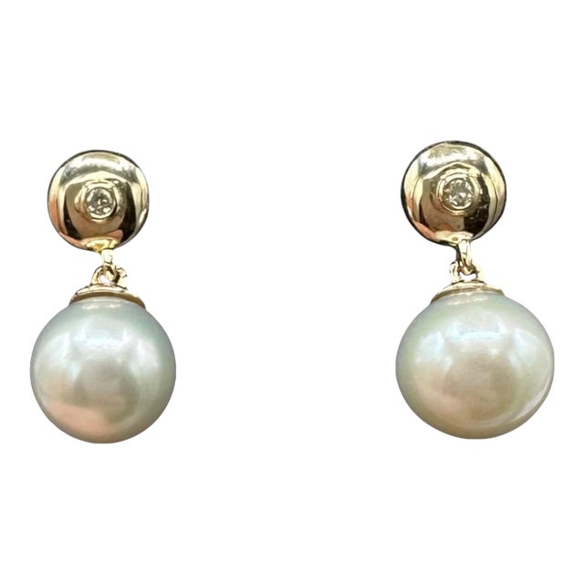Pearl Diamond Dangle Earrings 10kt Yellow Gold 6.5mm Threaded New, Pair For Sale