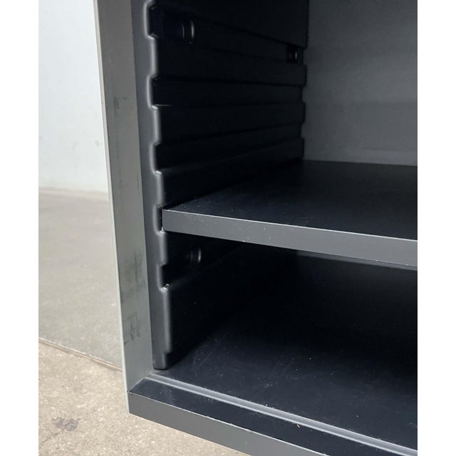 Wood Mid-Century Modern Model 606 Wall Unit Container Cabinet by Dieter Rams for Vitsoe, 1950s For Sale - Image 7 of 18