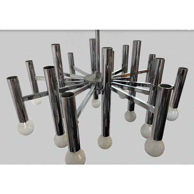 Large Mid-Century Space Age Italian Modern Tubular Chrome Chandelier in Style of Gaetano Sciolari , 1960s For Sale - Image 12 of 16
