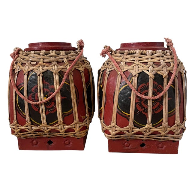 1940s 2 Vintage Thai Lacquered Hand-Woven Bamboo Floral Rice Container Pots. For Sale - Image 5 of 7