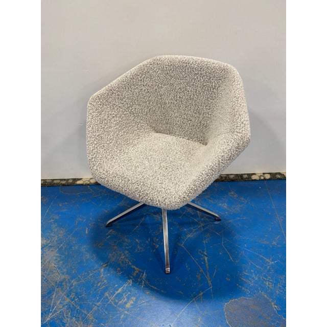 Stylish Modern Knoll Style Desk Chair. Nubby gray fabric, polished silver legs. Showroom floor sample.
