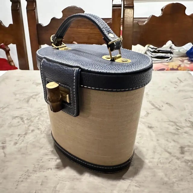 1960s Vintage Blue Leather Bamboo and Brass Italian Top Handle Bag For Sale - Image 10 of 14