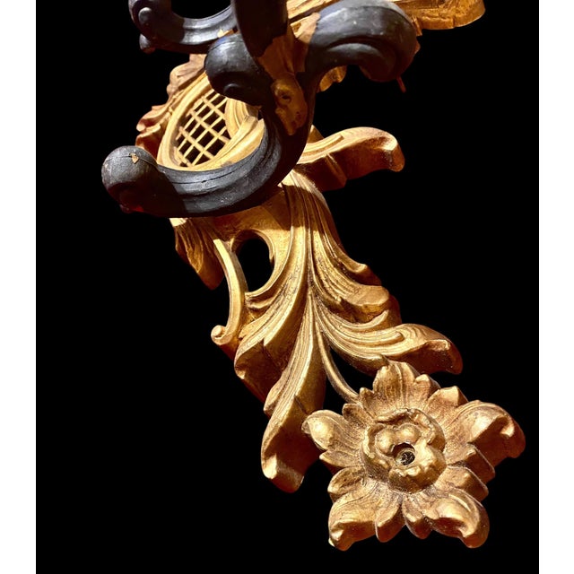 1960s A Pair of Vintage 1966 Syroco Hollywood Regency Three Arm Wall Sconces For Sale - Image 6 of 16