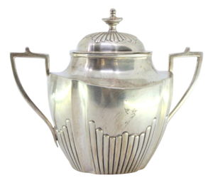 Sugar Bowl in Fluted Silver with Reliefs and Knob on the Lid