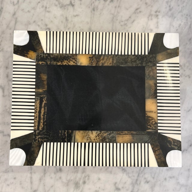 Brown and Off-White Accessories Box For Sale In Miami - Image 6 of 8