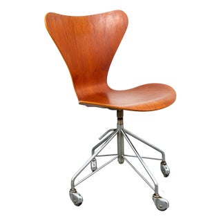 Mid Century Modern Task Chair 7 # 3117 Office Teak Arne Jacobsen Fritz Hansen For Sale