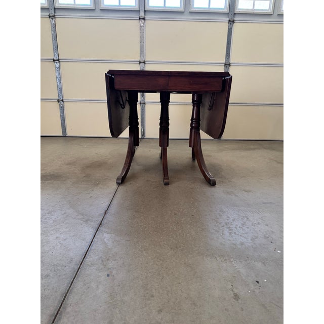 Early 20th Century Duncan Phyfe Style Dining Table For Sale In Palm Springs - Image 6 of 9