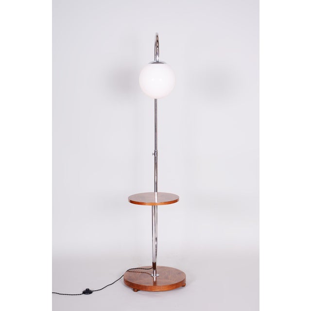 Bauhaus Adjustable Floor Lamp in Walnut and Chrome attributed to R. Slezák, Czech, 1930s For Sale - Image 9 of 13
