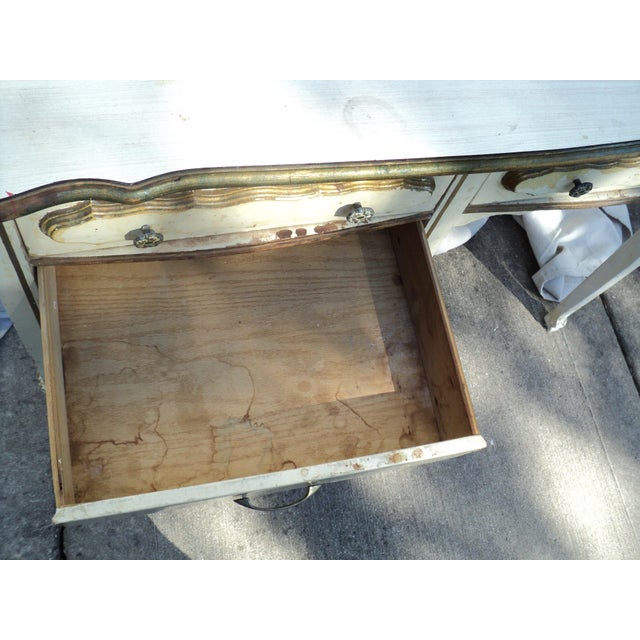 Vintage Baronet French Provincial Writing Desk – Collector Quality For Sale - Image 13 of 15