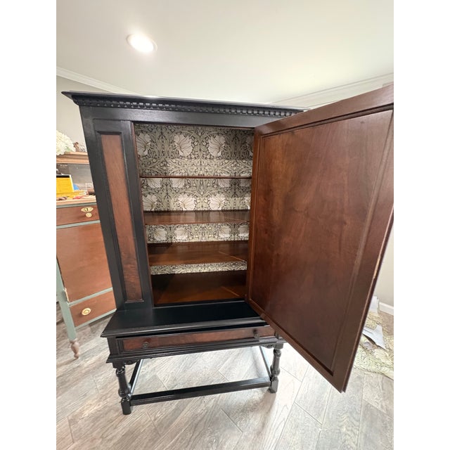 Wood 1940’s China Cabinet For Sale - Image 7 of 9