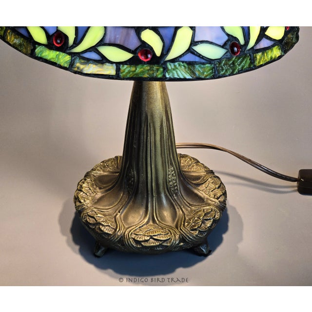 Bronze Mid-Century Art Nouveau Stained Glass Floral Tiffany Style Accent Lamp Bronze Base For Sale - Image 8 of 8