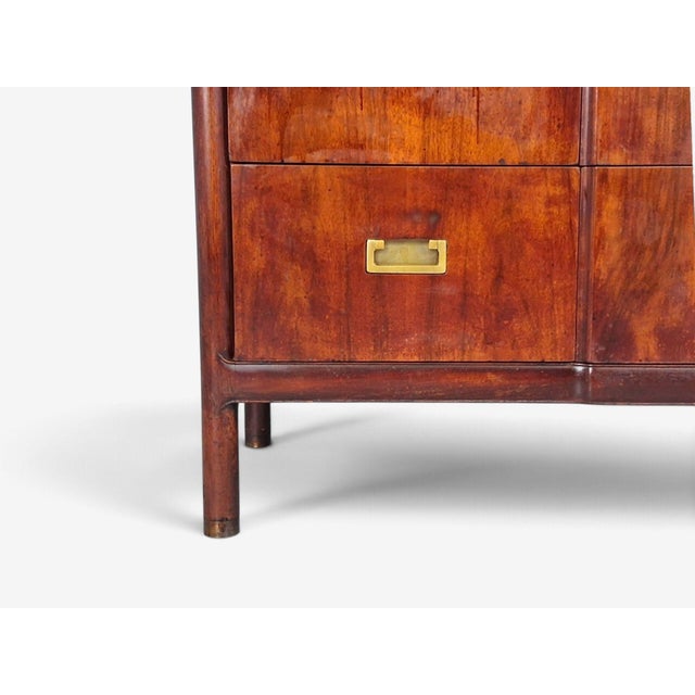 John Widdicomb, American Modern, Nine-Drawer Dresser, Walnut, Brass, Usa, 1960s For Sale - Image 10 of 16