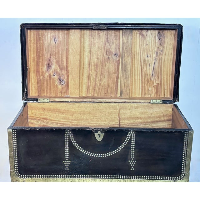 Early 19th Century Early 19th Century Chinese Export Brown Leather & Brass Camphor Wood Trunk For Sale - Image 5 of 5
