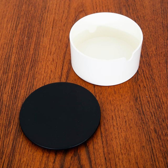 Mid 20th Century Danish Modern Stelton Coffee Jug Set Em77 White Plastic Erik Magnussen - Set of 3 For Sale - Image 12 of 12