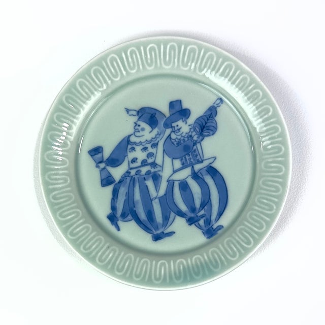 Sweet Petite Blue & White Wall Plate Curation - Group of 7 For Sale - Image 17 of 18
