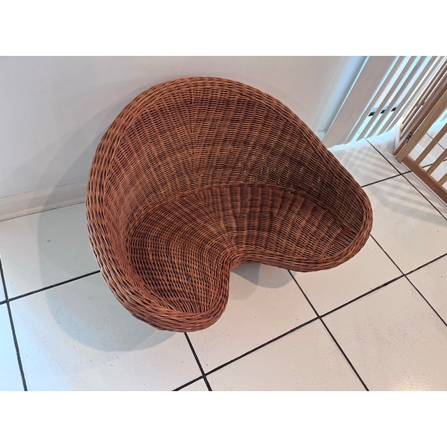 1980s Vintage Handwoven Rattan Yoga Meditation Chair /Allows You to Sit in the Way“Lotus “Meditation Position For Sale - Image 5 of 11