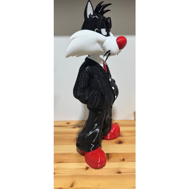 Sylvester the Cat decorative figurine (50 cm tall, plastic) — a highly stylish accent for your home interior.