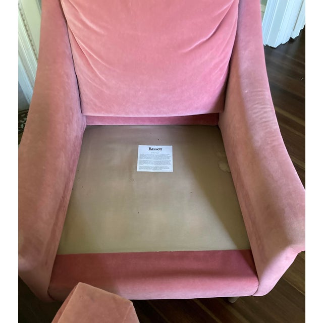 Blush Pair of Vintage Bassett Soft Pink Velvet Club Chairs For Sale - Image 8 of 15
