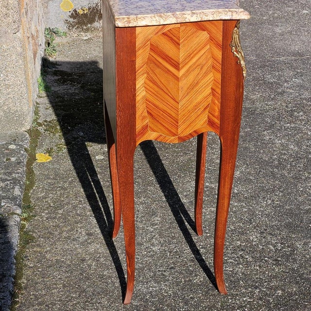 French Marquetry Nightstand in Marble and Wood, 1970s For Sale - Image 5 of 18