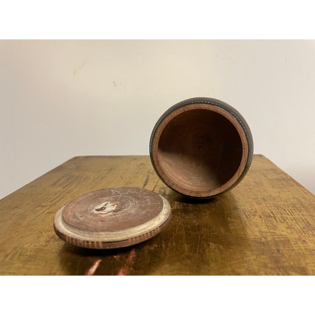 Whaler Made Bone and Ebonized Wood Round Lidded Box, circa 1850 For Sale - Image 11 of 12