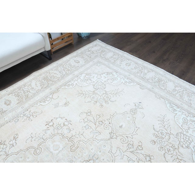 1970s 1970s Vintage Persian Handmade Wool Cotton Light Beige Area Rug For Sale - Image 5 of 11