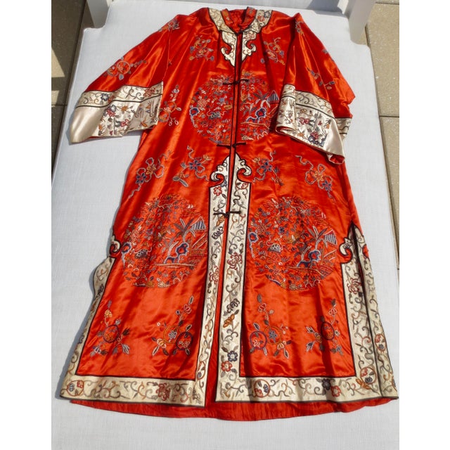 Early 20th Century Vintage Chinese Silk Robe 20th Century For Sale - Image 5 of 16